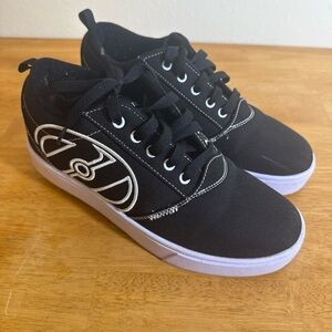 Heelys Pro 20 Lg Skate Shoe Women’s 7 Black White